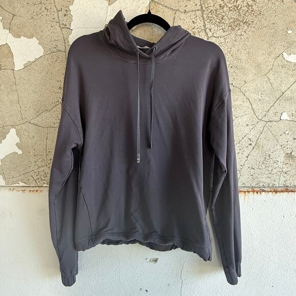 Lululemon Hoodie Twisted and Tuck Pullover Womens 6 Dark Gray Crop Sweatshirt - Picture 4 of 9